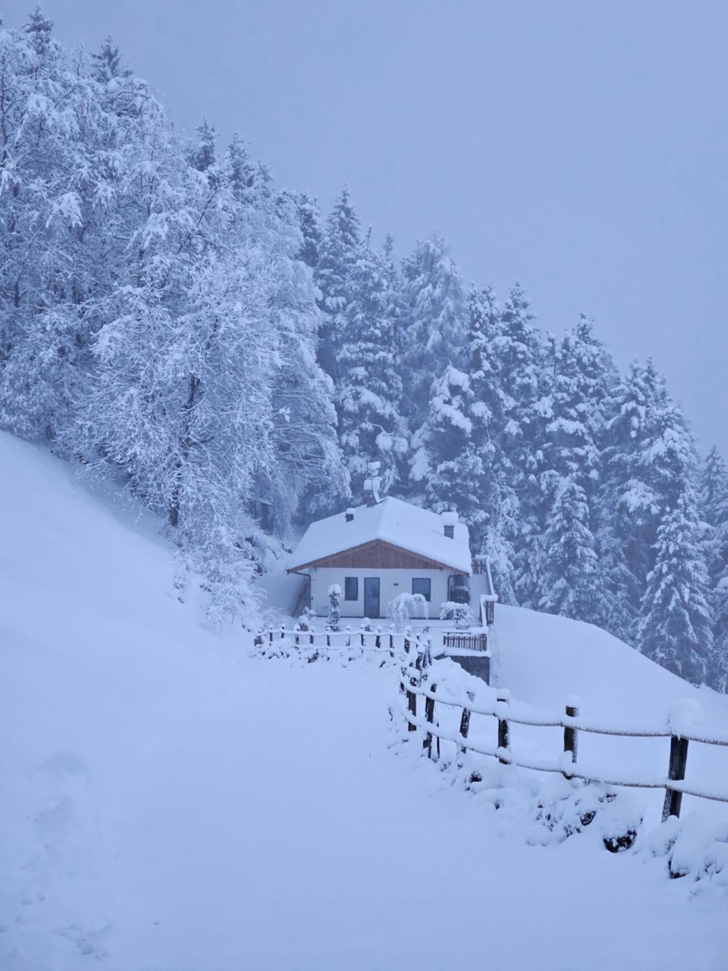Alone In Chalet With View On Dolomites Villandro Luaran gambar